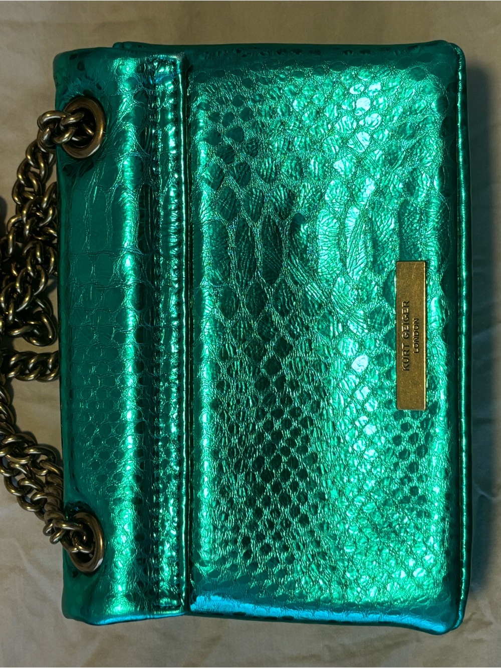 Kurt Geiger Metallic snake print Emerald Green mini Bag with brushed Gold Chain - Picture 8 of 10